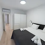 D33 Апартаменты *