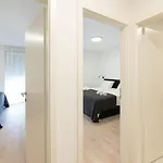 D33 Апартаменты